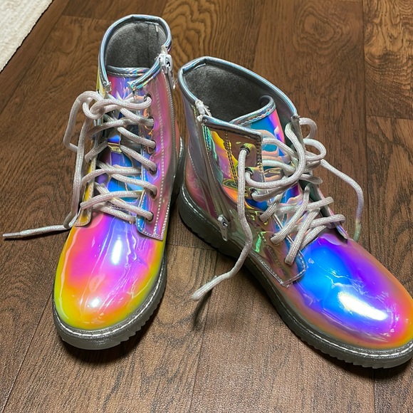 COPY - Iridescent girls fashion boot - Picture 1 of 4